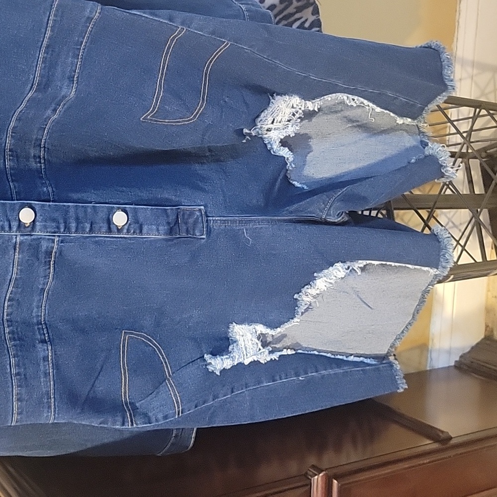 5 Items For $30 - image 2